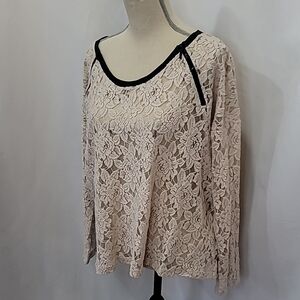3/$30 DKNY Rose Lace Zipper Leather Trim Detail Top